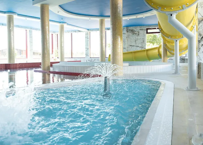 Grand Maxim Wellness & Hotel *